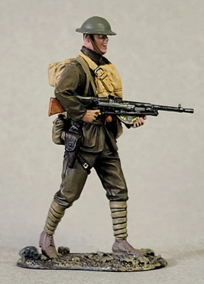 W. Britain - U.S. Marine Advancing with Chauchat, Belleau Wood, 1918 #13072