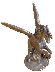 Gallo pewter Mythical Pegasus winged Flying Horse Rearing Over Crystal Ball