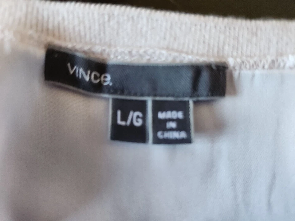 EUC girls Vince blouse top size L fits 10-12 year old 100% polyester - Image 3 of 3