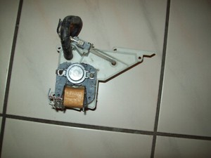 Pumpe Wäschetrockner Kondensatpumpe Ablaufpumpe Sel 3047045ADE P2-5-3015