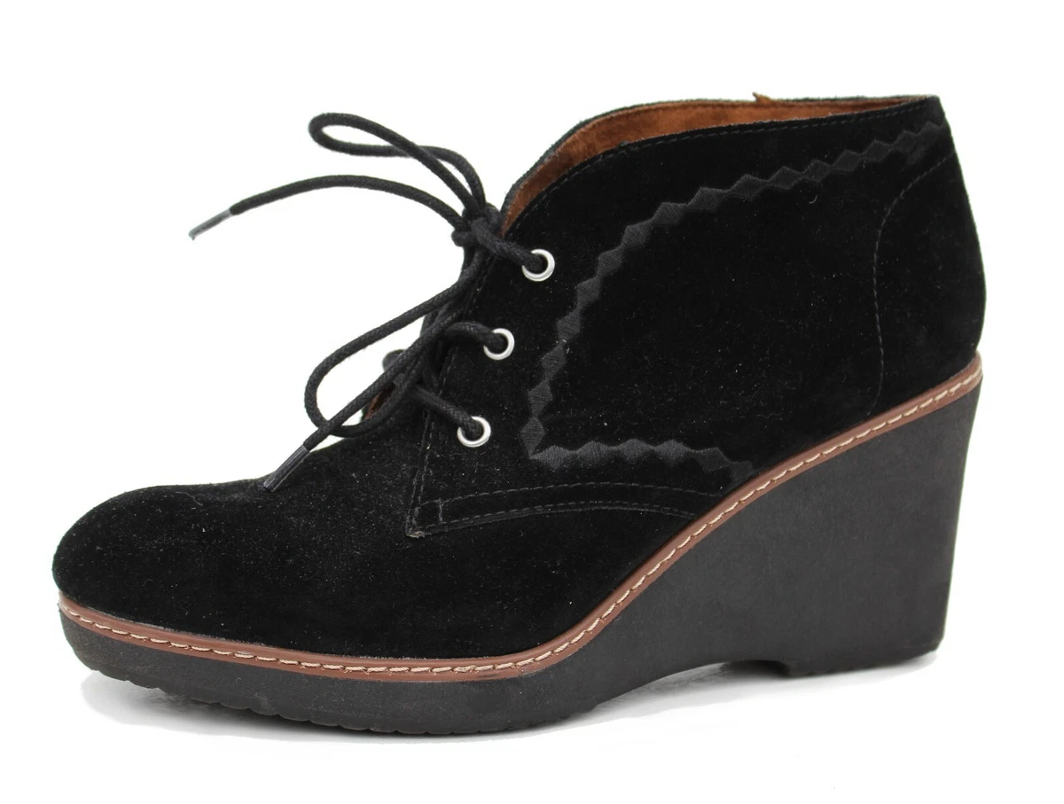 Naturalizer black sales suede boots