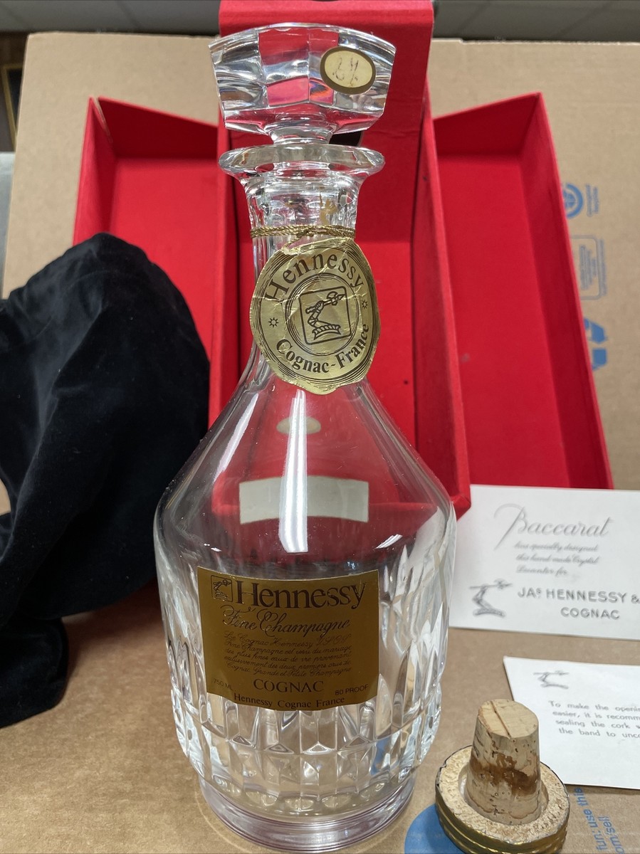 RARE BACCARAT HENNESSY Fine Champagne Crystal Decanter W RARE BACCARAT HENNESSY Fine Champagne Crystal Decanter W