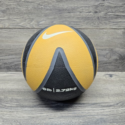 Nike - Strength Training - Black and Yellow Weighted Medicine Ball - 6lb 2.7 kg