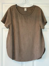 Wishlist Brown Taupe Faux Suede Top Large Short Sleeve Side Slits Super Soft EUC