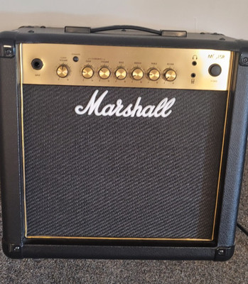 Marshall MG 15r Gitarrenverstärker Neuwertig, nur ein paar Stunden gespielt