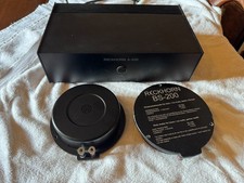 Reckhorn A-500 Mono Amplifier and 2 Bass Shakers/Transducers