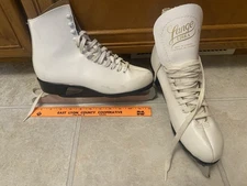Lange Libra Womens Size 9 Ice Figure Skates White Canada