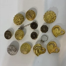 Vintage Mixed Lot of 15 Gold and Silver Tone Shank Buttons LRB68