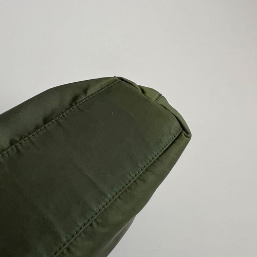 Christian Dior MARIS PEAR NYLON HAND BAG - Picture 14 of 17