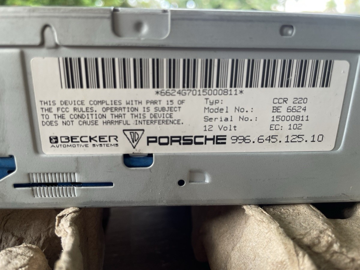 Porsche 911 Boxster 996 Am FM Radio Stereo Cassette CR 220