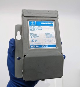 GE 9T51B3 Dry Type Transformer 240/460 V Primary 120/240 V Secondary 0.075 kVA