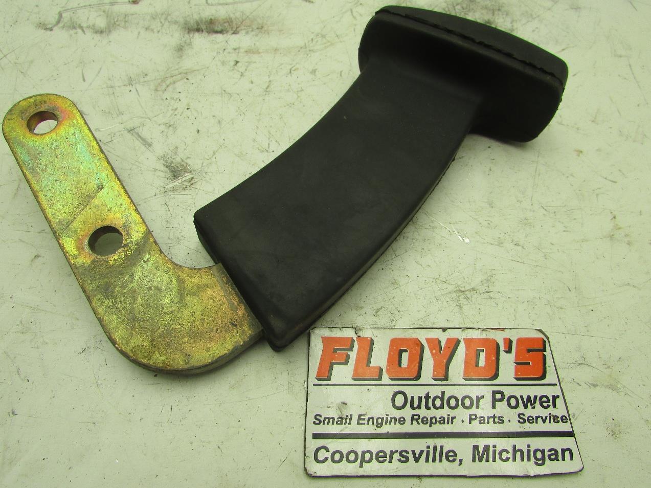 John Deere 325 Lawn Tractor Reverse Pedal UC12526 AM118566 eBay