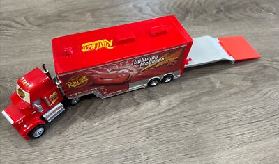 Disney Pixar Cars Race-o-Rama Team McQueen Hauler Rust-Eze Mack Car Mattel Toy