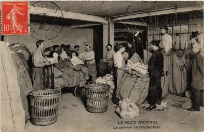 CPA PARIS (10. Jh.) LE PETIT JOURNAL Le service de l'Economat (538371)