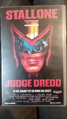 VHS - Judge Dredd - FSK 16 - 93min