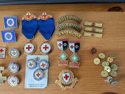 JOB LOT 24 RED CROSS and ROYAL LIFE SAVING BADGES BROOCHES MEDALS & BUTTON BACKS