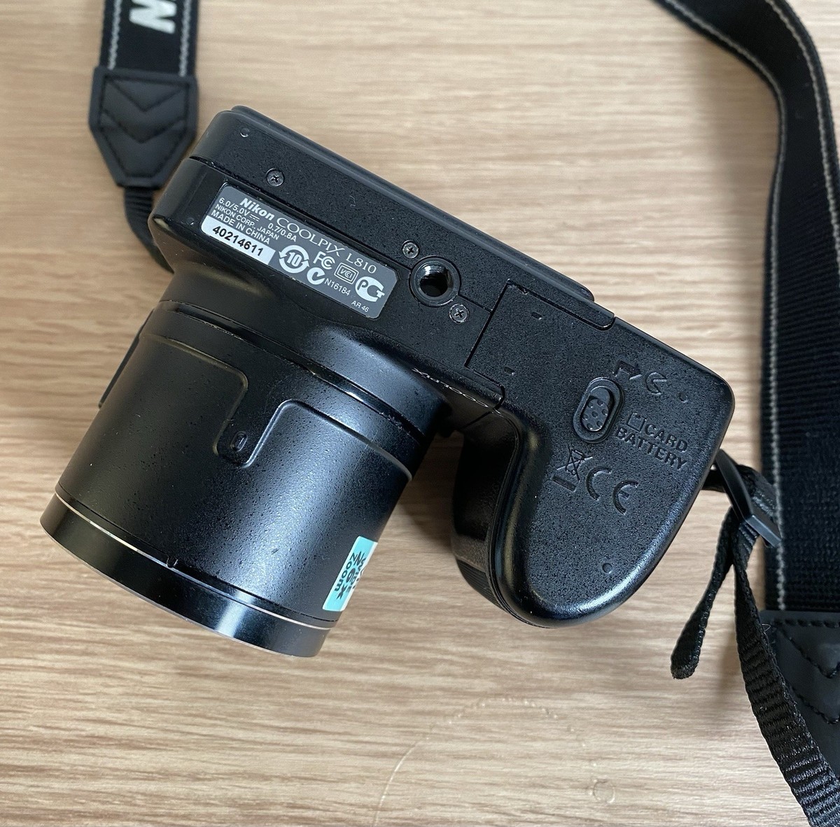 Nikon Coolpix L810 16.1MP Digital Bridge Camera 26x Optical Zoom