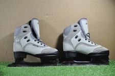 CCM SP 100 skate size 6 USA womens ice figure skates w/covers VGC #223