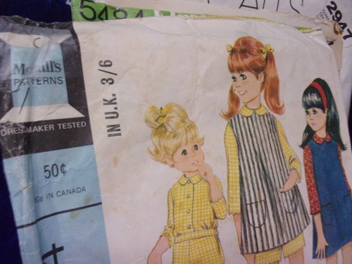 16 vintage sewing patterns for teens,girls/boys,toddlers, babies shipping incl - Picture 12 of 16