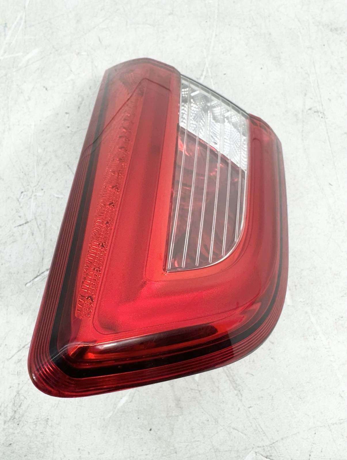 2014-2019 MASERATI GHIBLI SQ4 REAR RIGHT PASSENGER SIDE INNER TAILLIGHT OEM