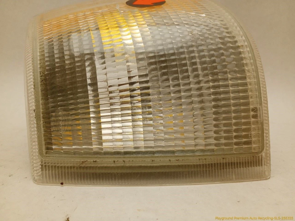 沃尔沃 850 司机左转角前转闪烁信号灯适用于 1993 - 1994 — 第 2/4 张图片