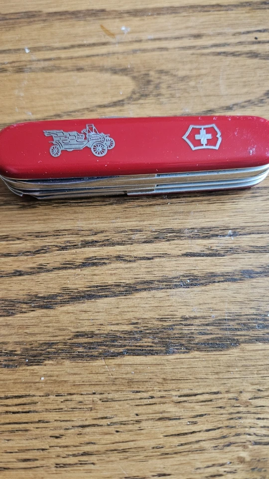 Navaja suiza/victorinox vintage rara - automóvil clásico abierto Foto 2 de 4