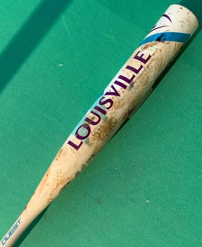 Bate de aleación Louisville Slugger Quest 2017 -12 18 OZ 30" Foto 2 de 4