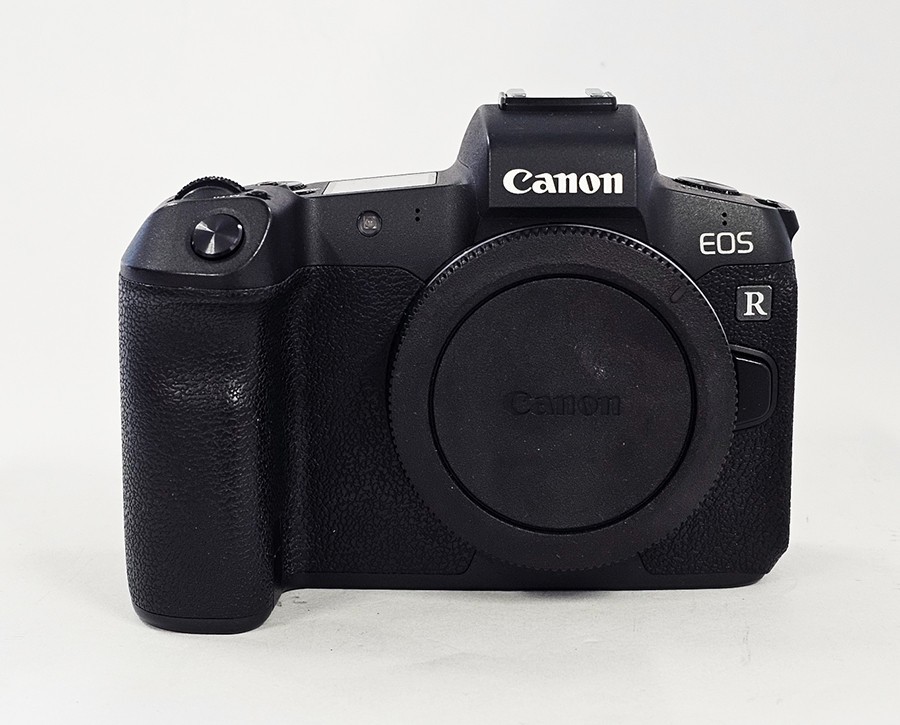 Canon EOS R Digitanl Camera Body Only - Black (S/N 208027001313 