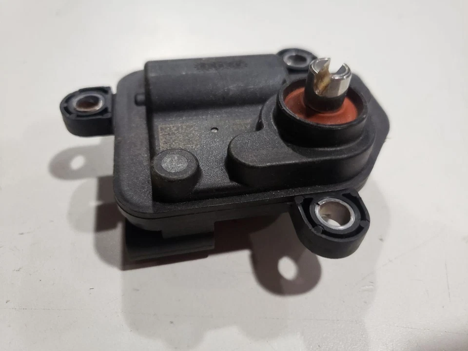 Actuador de válvula de escape - Ford Mustang GT 2020 manual Coyote - OEM JR339V468BC Foto 4 de 4