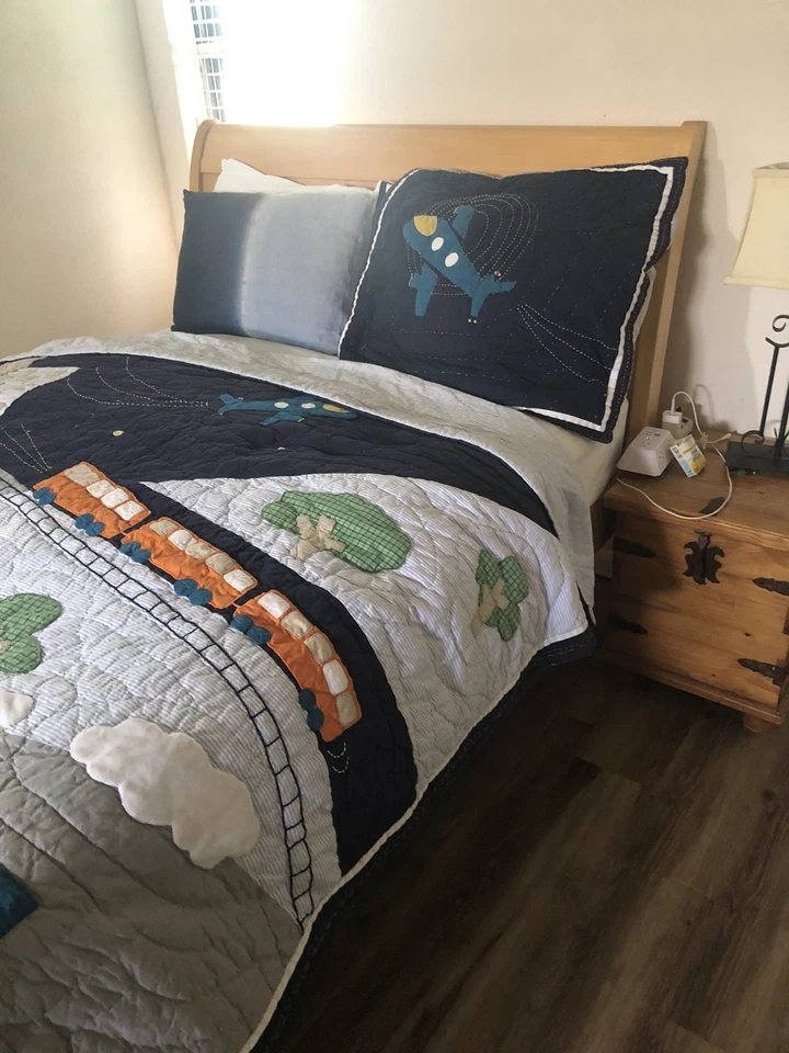 Pottery Barn Kids Transportation Quilt & Euro Sham Twin Blue Train Car 2Pc EUC - Image 2 of 4