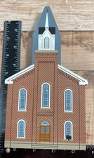 The Cats Meow Village 1996 Collectors Club Mothers Day Church Wooden Decor