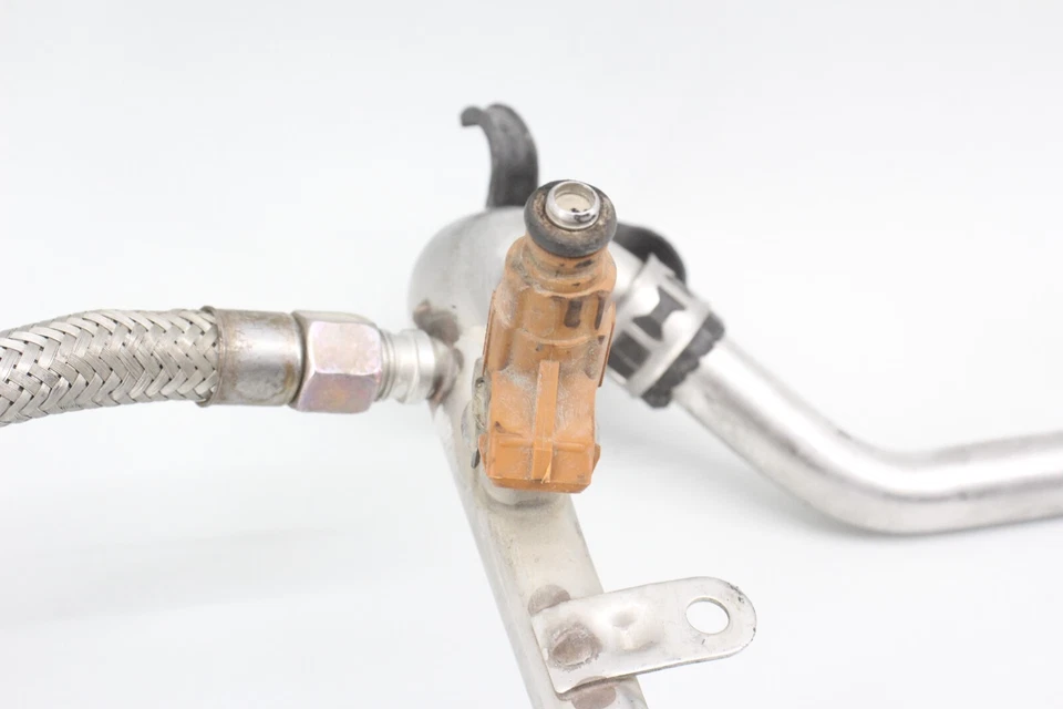 ✅ 01-06 Mercedes W220 S500 SL500 E500 Línea de riel de inyección de combustible con inyectores OEM Foto 2 de 4