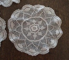 True Vintage Fine Crochet Lace Doily Set of 3 Scallops Snowflakes Granny Core