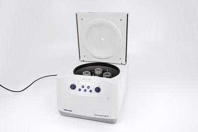 Eppendorf 5702R Gekühlte Zentrifuge Refrigerated Centrifuge + A-4-38 Rotor