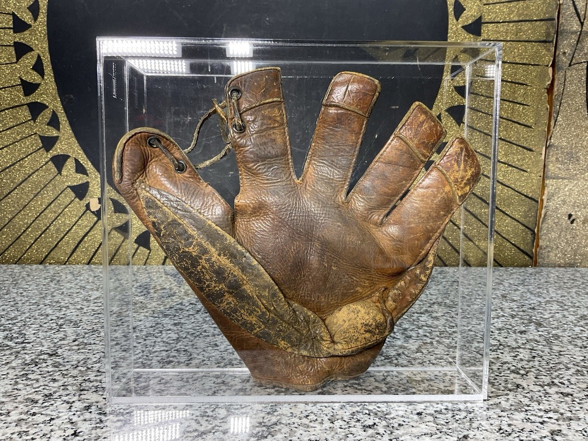 Antique Vintage Baseball Glove