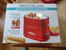 Nostalgia Retro Pop-Up Hot Dog Toaster - Red (HDT600RETRORED)