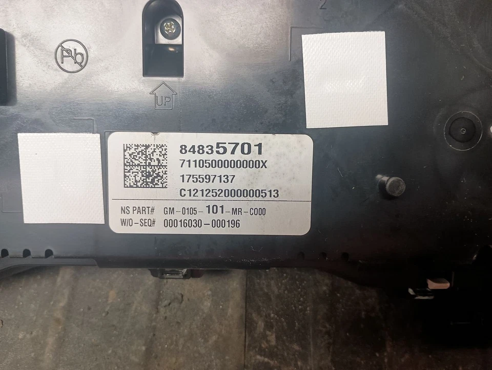 2022 GMC Acadia Speedometer 3060318 - Image 3 of 4