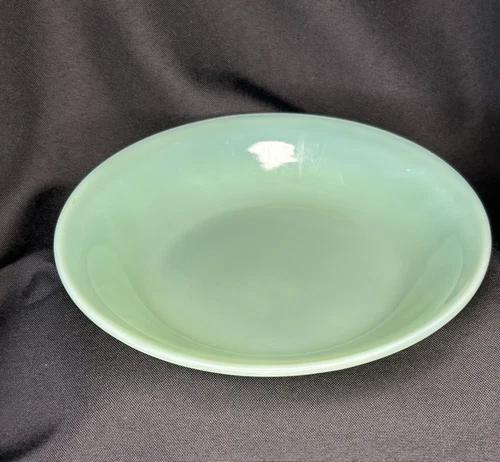 Anchor Hocking Fire King Jadeite Desert/Berry Bowl Vintage 7.5" Smooth Vintage D