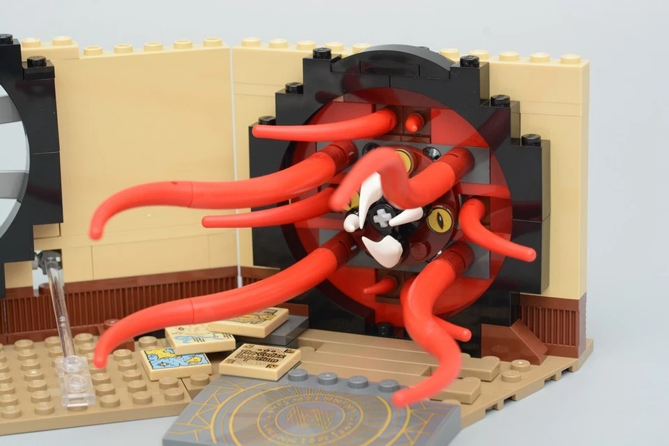 LEGO Marvel Set 76060 Doctor Strange's Sanctum Sanctorum COMPLETE Target Ex OOP - Image 4 of 4