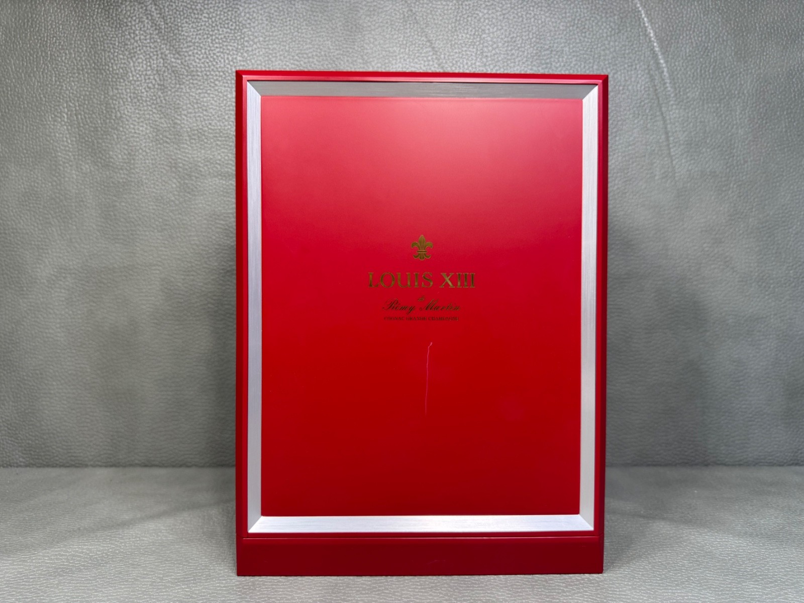 Remy Martin Louis XIII Cognac Baccarat Crystal Decanter France with Locking Case