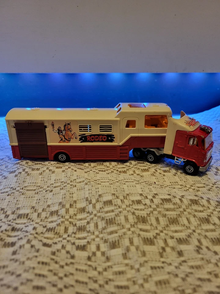 Vintage Rodeo Toy Truck Includes Toy Horses - Image 2 of 4