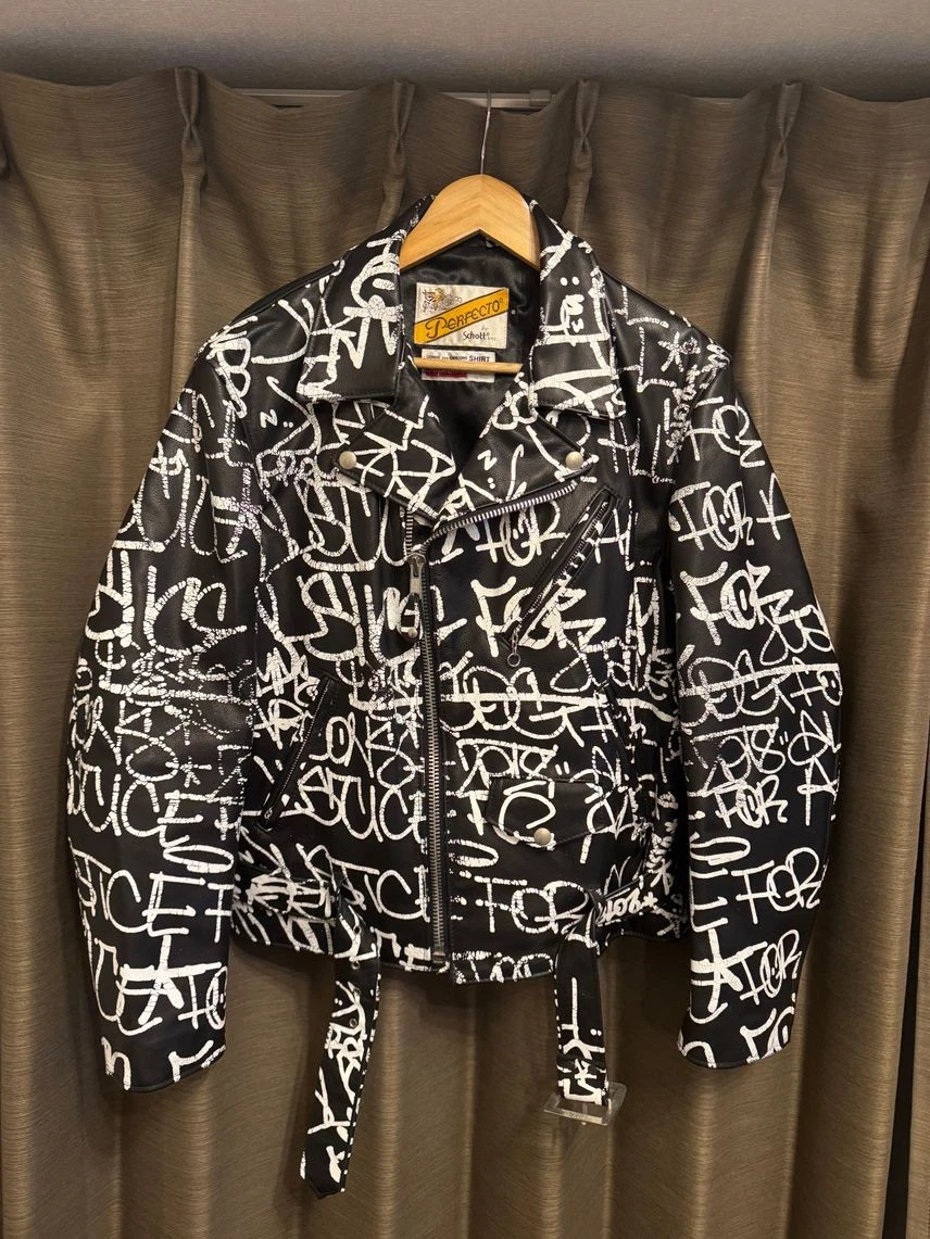 Chemise Supreme / Comme Des Gar Ons Schott peinte Perfecto veste en cuir noir
