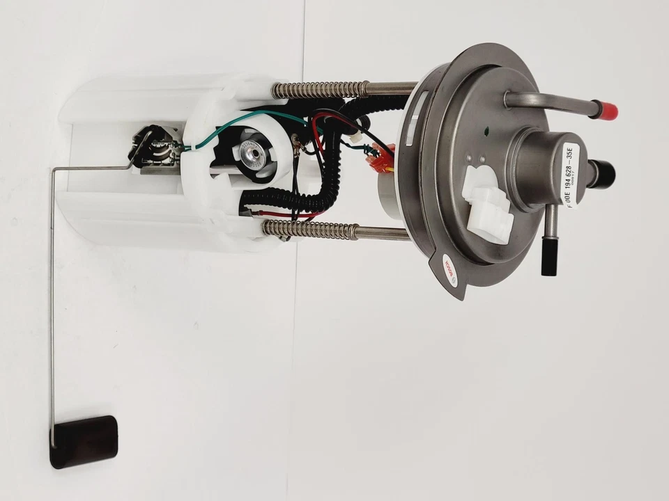 Módulo de bomba de combustible Bosch F00E194628 para Chevrolet GMC 2004-2007 Foto 2 de 4