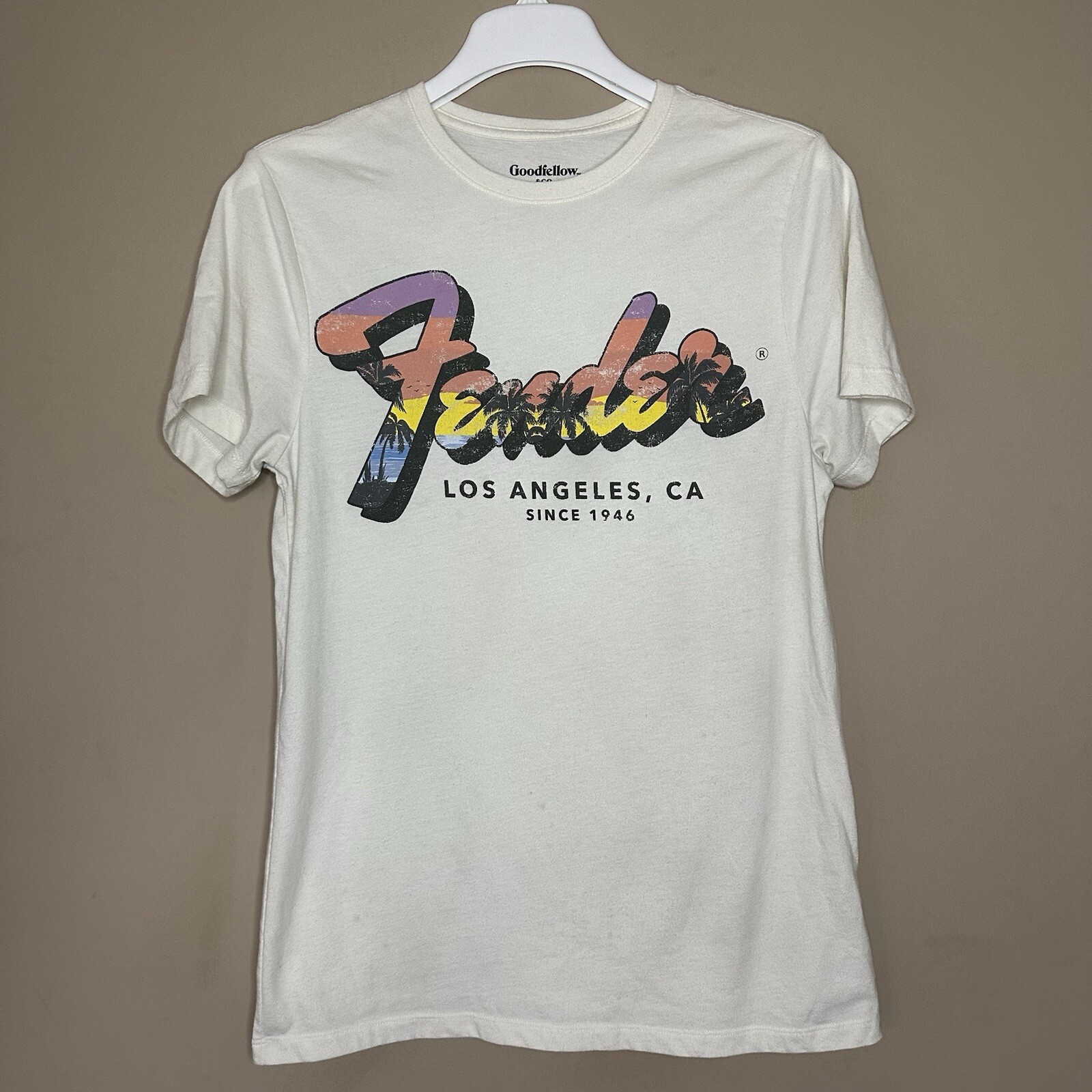 Good Fellow Fender Unisex Small Graphic Band Tee Los Angeles California