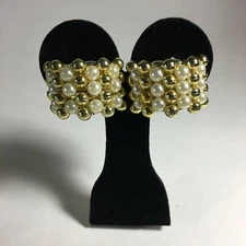 Mother's Day VTG 1960's Earrings Clip 1.5" Goldtone Beaded Cluster Gift Box 