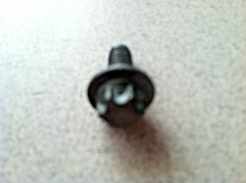 2001-2007 MERCEDES-BENZ W203 C230 C-CLASS ~ ENGINE BRACKET BOLT - Picture 2 of 3