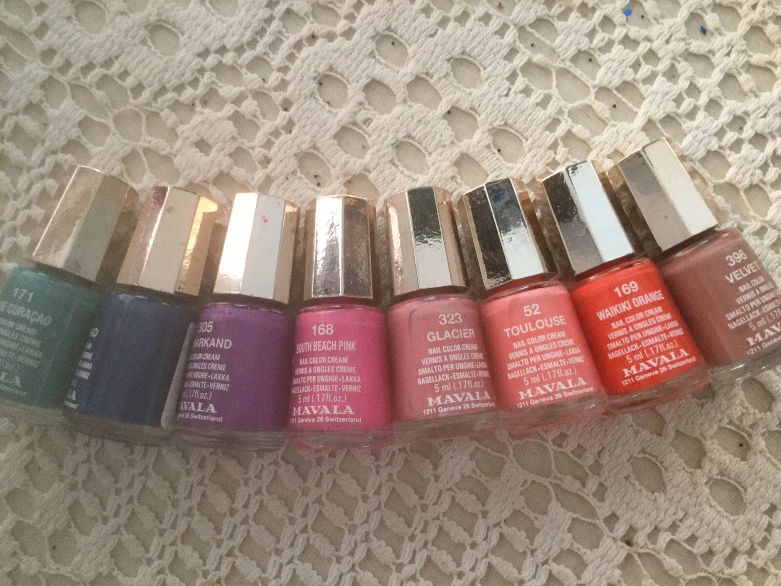 MAVALA: SET OF 2 NAIL POLISHES TO CHOOSE FROM
