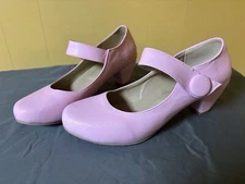 Unspecified Brand, Size 9