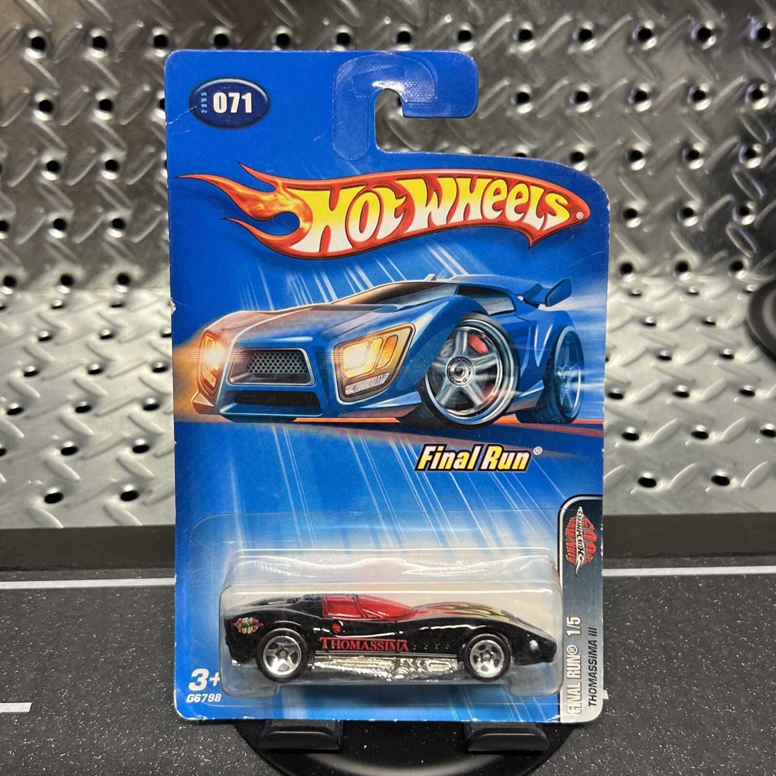 Picture 1 of 10