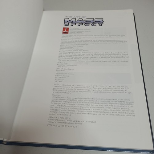 Libro de arte de tapa dura The Art of Mass Effect solo Prima Guide Companion - Imagen 8 de 10